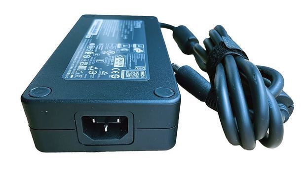 Блок живлення (зарядка) для ноутбука Acer Chicony 330W (19.5V 16.92A 5.5*1.7мм) A20-330P1A Оригінал від Acer, 330W, 19.5V, 16.92A, 5,5мм*1,7мм